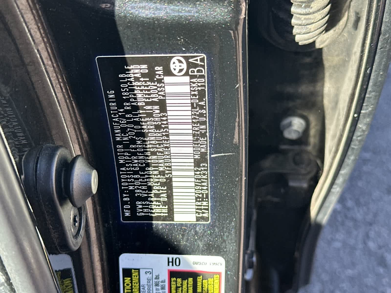 Used 2014 Toyota Corolla S FWD image 30