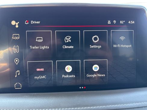 Used 2023 GMC Yukon SLT image 16