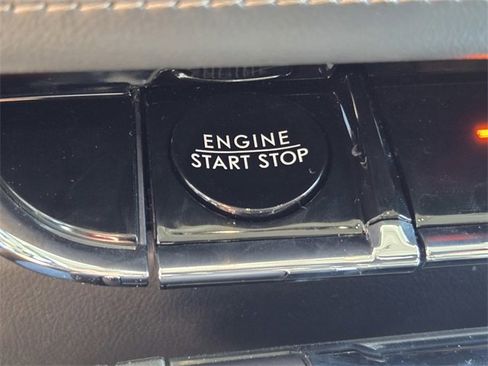 New 2025 Lincoln Aviator AWD w/ Equipment Group 101A image 22