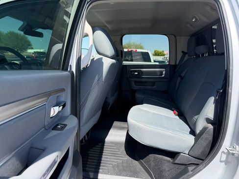 Used 2017 RAM 2500 SLT AWD/4WD image 23
