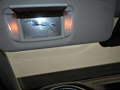 Used 2020 Subaru Outback Touring XT AWD/4WD image 18