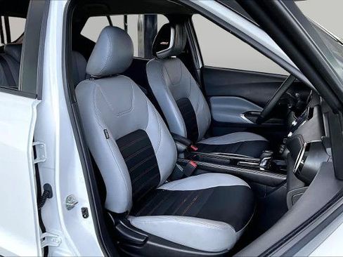 Certified 2024 Nissan Kicks SR w/ SR Premium Package FWD image 7