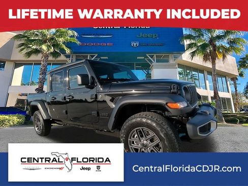 New 2026 Jeep Gladiator Sport image 1