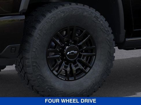 New 2026 Chevrolet Silverado 2500 ZR2 AWD/4WD image 10