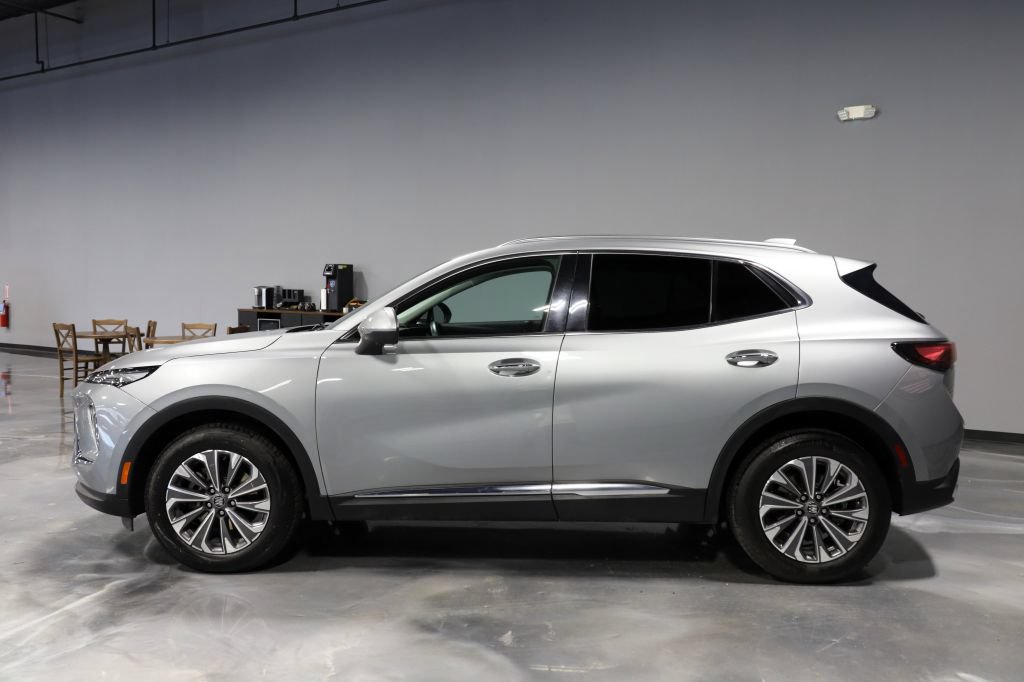 Used 2024 Buick Envision Preferred AWD/4WD image 4