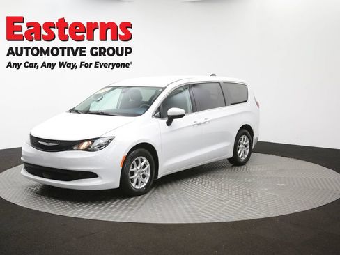 Used 2022 Chrysler Voyager LX FWD image 54