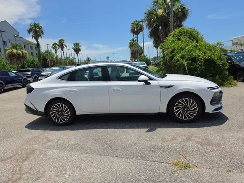 New 2026 Hyundai Sonata SEL FWD image 8