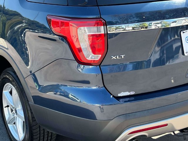 Used 2016 Ford Explorer XLT AWD/4WD image 10