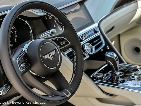 New 2026 Bentley Flying Spur Plug-In Hybrid image 32
