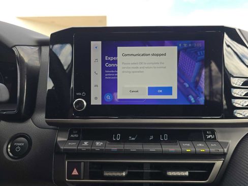 Certified 2025 Toyota Camry SE image 21