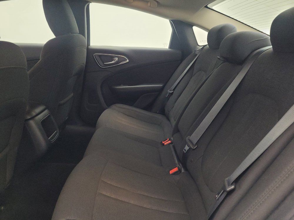 Used 2016 Chrysler 200 Limited w/ Anniversary Edition FWD image 18