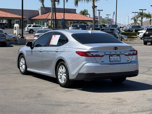 Used 2025 Toyota Camry LE FWD image 8