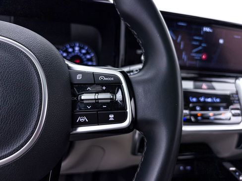 Used 2022 Kia Sorento SX image 33