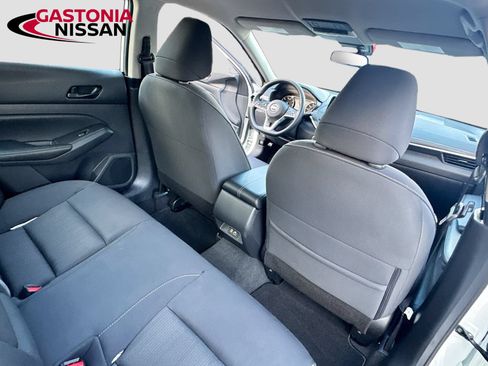 Used 2025 Nissan Altima 2.5 SV FWD image 35