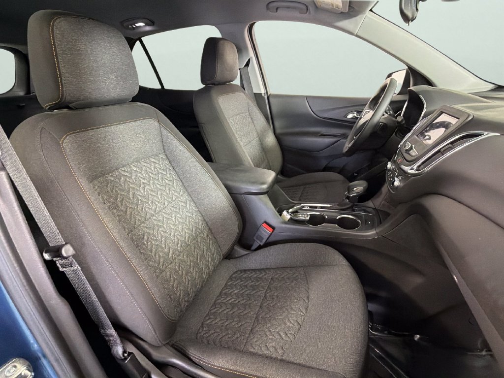 Used 2024 Chevrolet Equinox LT FWD image 32