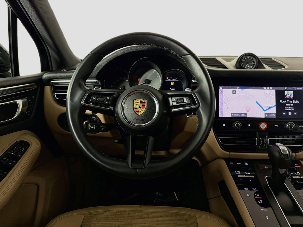Used 2023 Porsche Macan S AWD/4WD image 23