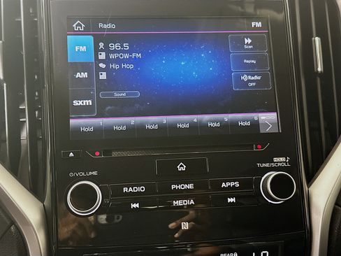 Used 2022 Subaru Ascent Limited AWD/4WD image 24
