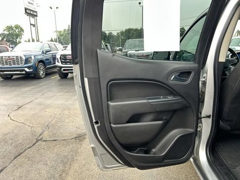 Used 2020 Chevrolet Colorado LT w/ Safety Package AWD/4WD image 17