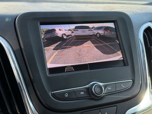 Used 2023 Chevrolet Equinox LT image 25