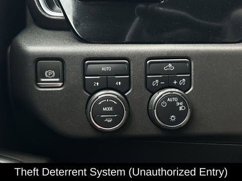 Used 2022 Chevrolet Silverado 1500 LT image 28