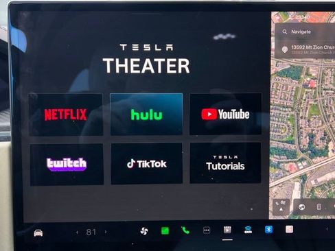 Used 2024 Tesla Model X Plaid image 21