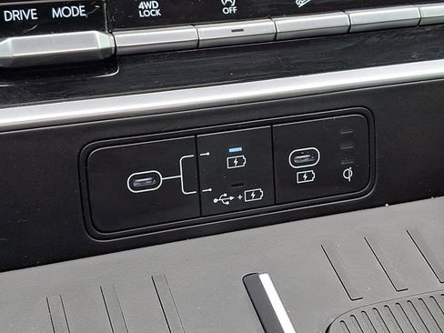 Certified 2024 Hyundai Santa Fe XRT AWD/4WD image 25