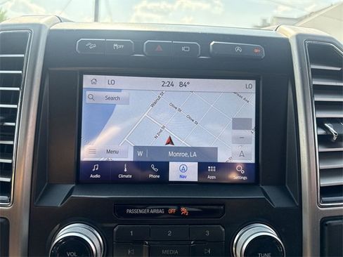 Used 2019 Ford F150 Platinum w/ Equipment Group 701A Luxury image 18