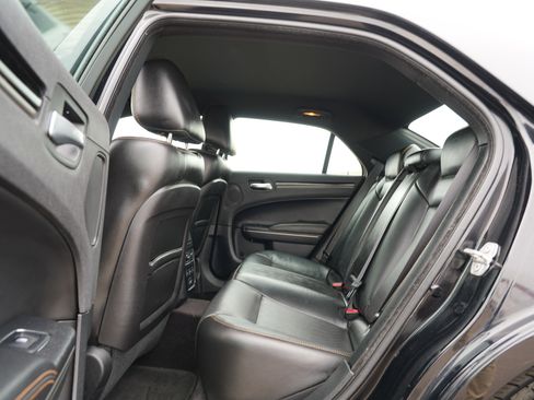 Used 2017 Chrysler 300 S w/ 300S Premium Group 2 w/2_L image 20