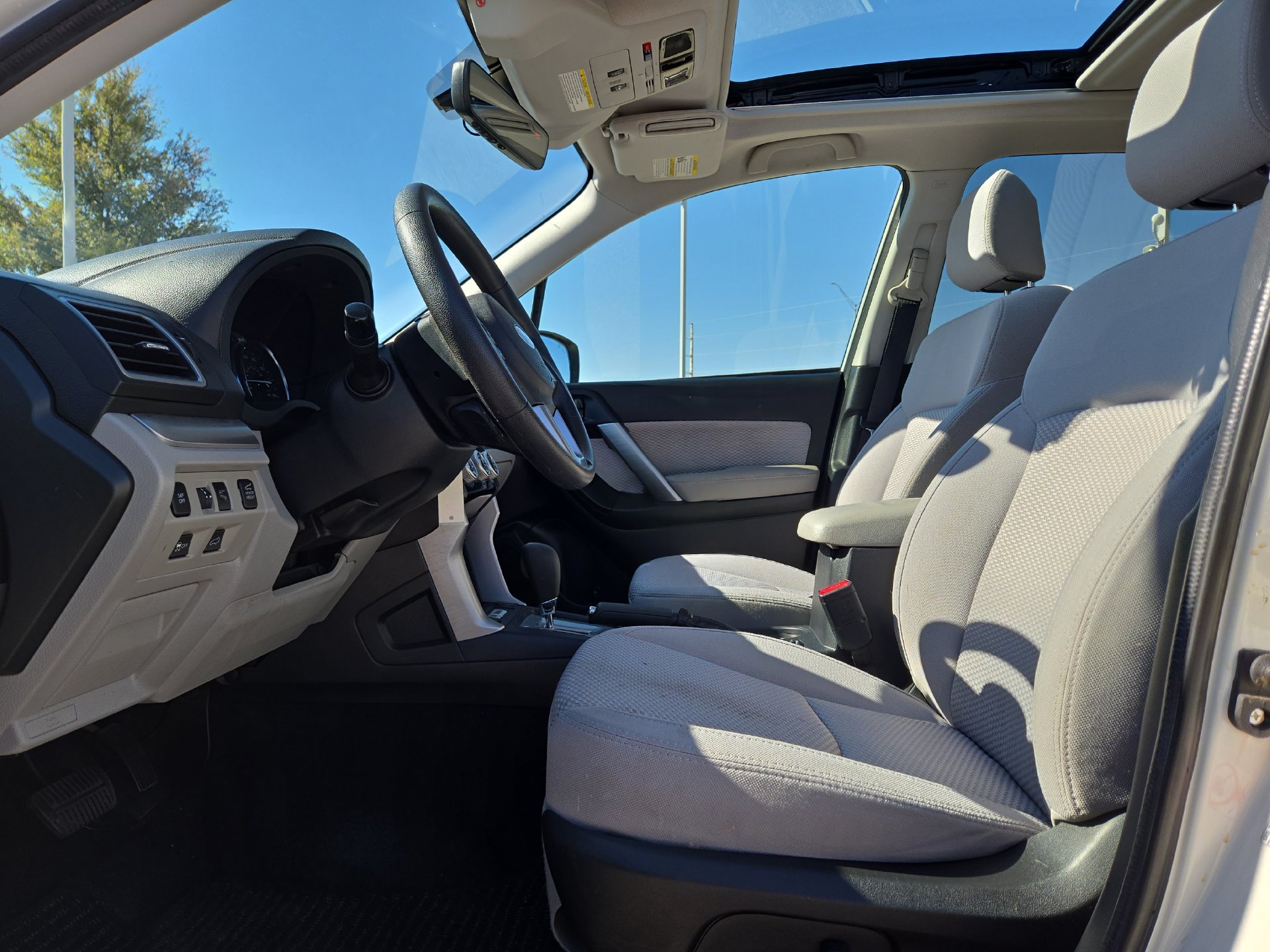 Used 2018 Subaru Forester 2.5i Premium AWD/4WD image 16