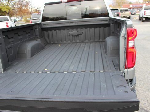 Used 2023 Chevrolet Silverado 1500 RST w/ Redline Edition image 13