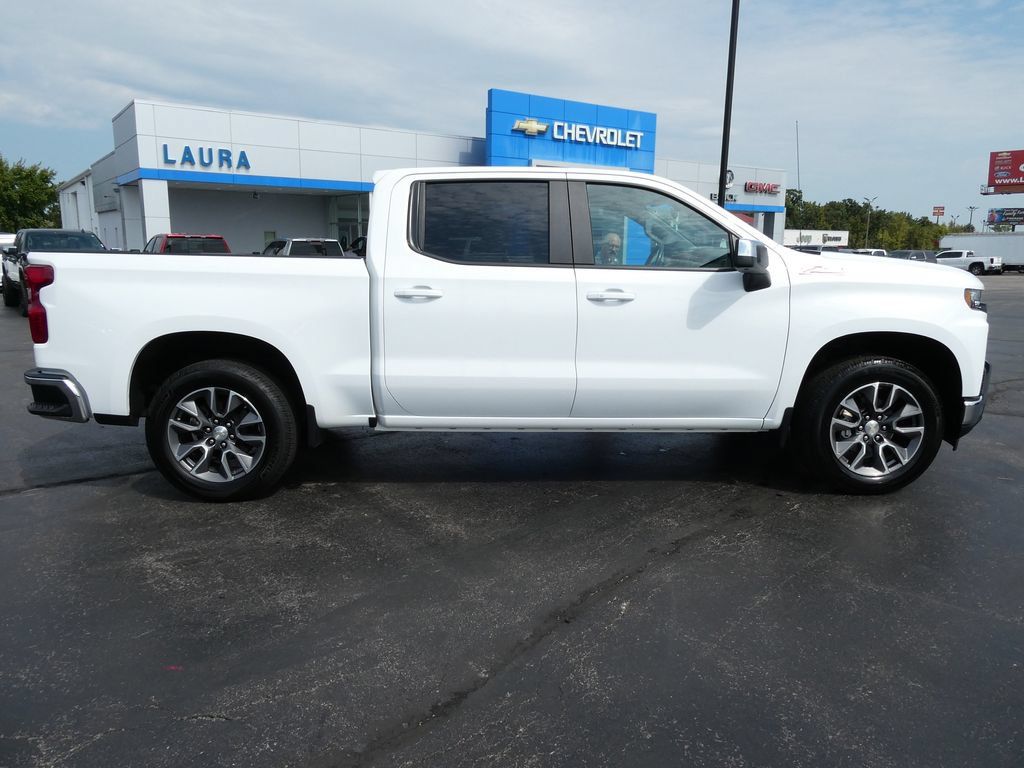Certified 2020 Chevrolet Silverado 1500 LT w/ All-Star Edition AWD/4WD image 4