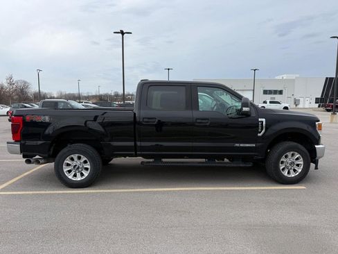 Used 2021 Ford F250 XLT w/ FX4 Off-Road Package image 2