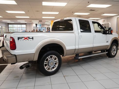 Used 2011 Ford F250 King Ranch w/ King Ranch w/Chrome Pkg AWD/4WD image 11