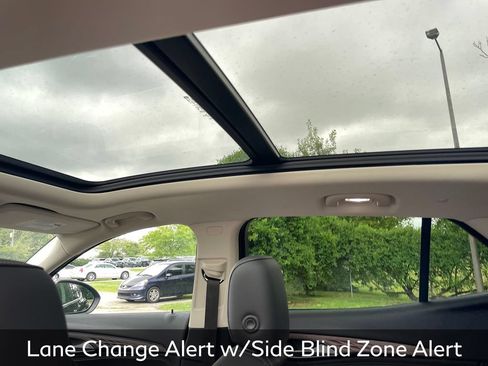 Used 2022 Buick Envision Avenir w/ Technology Package II FWD image 13