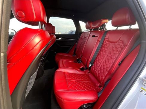 Used 2019 Audi SQ5 Premium Plus w/ Premium Plus Package image 23