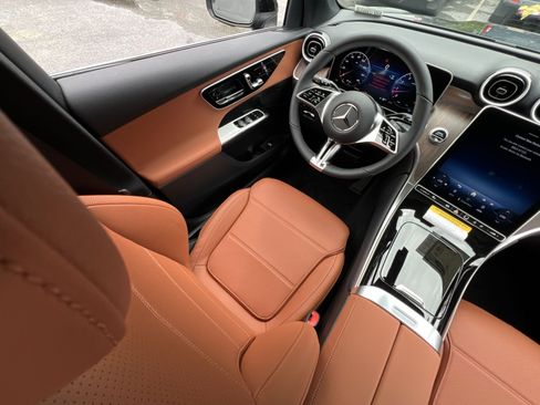 New 2026 Mercedes-Benz GLC 300 4MATIC image 16