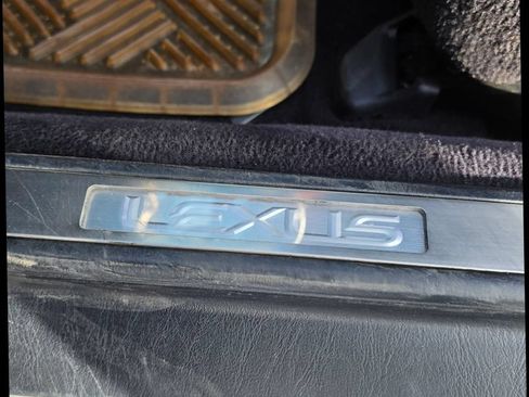 Used 2010 Lexus SC 430 Convertible RWD image 31