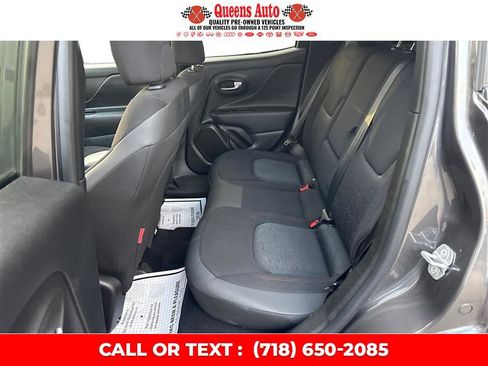 Used 2021 Jeep Renegade Trailhawk image 11