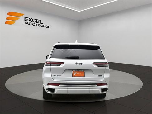 Used 2021 Jeep Grand Cherokee L Overland w/ Advanced Protech Group III image 4