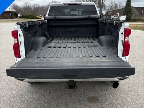 Used 2021 Chevrolet Silverado 3500 LT w/ Snow Plow Prep/Camper Package image 7