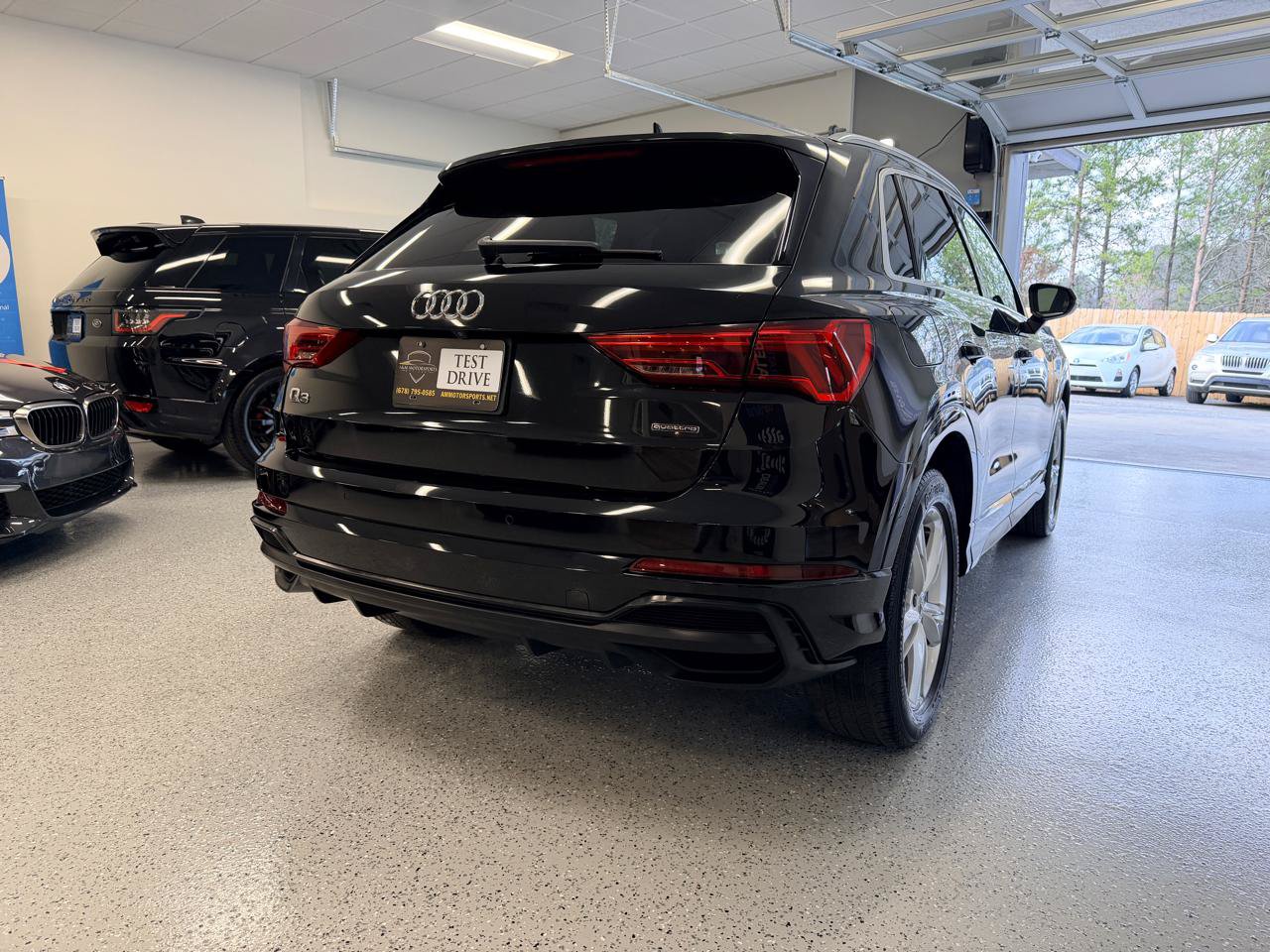Used 2020 Audi Q3 2.0T Premium w/ Convenience Package AWD/4WD image 9
