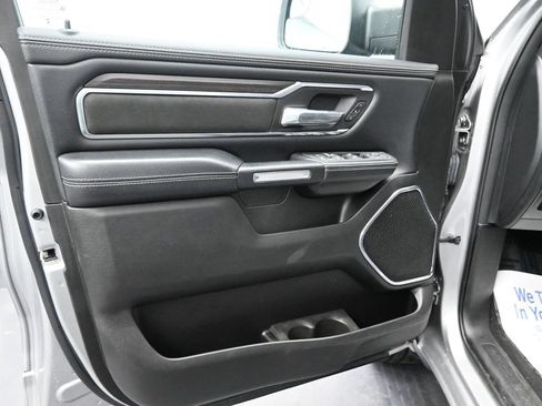 Used 2025 RAM 1500 Laramie image 27