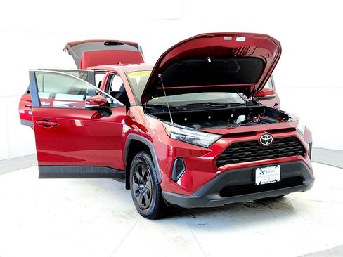 Certified 2025 Toyota RAV4 LE image 9