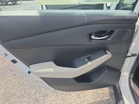 Used 2023 Honda Accord EX image 10