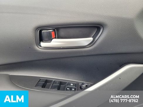 Used 2024 Toyota Corolla LE image 27