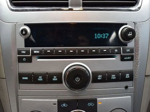 Used 2011 Chevrolet Malibu LS image 26