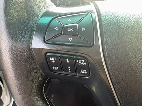 Used 2016 Ford Explorer Platinum AWD/4WD image 26