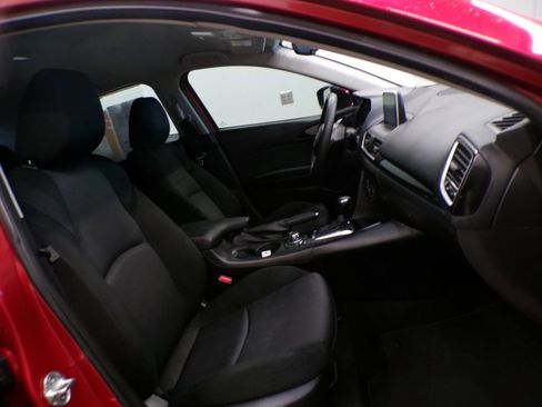 Used 2015 MAZDA MAZDA3 i Sport image 18
