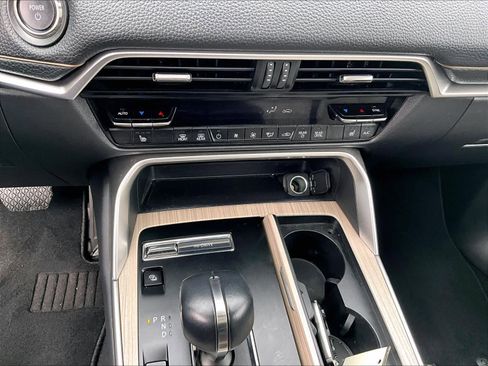 Used 2024 MAZDA CX-90 Plug-In Hybrid w/ Preferred image 28