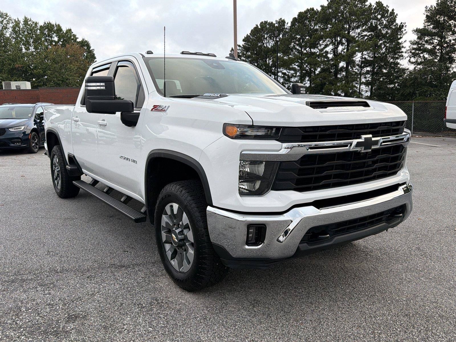 Used 2024 Chevrolet Silverado 2500 LT w/ All Star Edition AWD/4WD image 4
